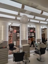 -Z.X HAIR SALON张新美业