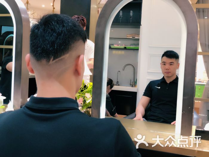伊本造型(中信泰富广场店)-图片-上海丽人-大众点评网