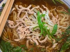 -镇南锅盖面馆(解放路店)