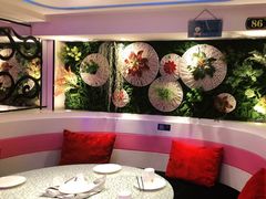 -巴特餐饮6加1音乐餐吧·新疆菜