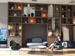 -西安大雁塔科技大学地铁站亚朵酒店