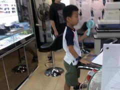 -横岗眼镜城