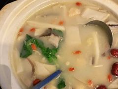 -高第街56号港式餐厅(山大路店)