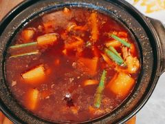 -野山舂·贵州现舂酸汤牛肉(民生路店)