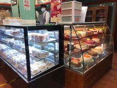 面包甜点陈列柜-新侨三宝乐面包店(崇文门店)