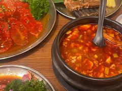 -明洞阿姨·韩式酱蟹烤肉·创意料理(三元桥店)