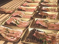 -钱小奴创意自助餐厅·原切谷饲安格斯畅吃(绍兴新昌万达店)