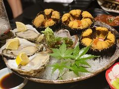 -山川小町·极番烧肉(新地假日广场店)