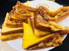 炸面包-瑞杰烧烤店·24小时营业(山东路店)