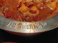 牛蛙煲-胖哥俩肉蟹煲(湖滨银泰in77店)