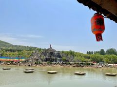 -雪山彩虹谷景区