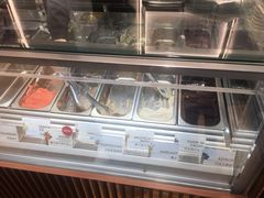 -VENCHI 闻绮(上海佛罗伦萨小镇店)