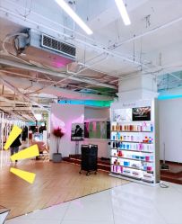 -BULB STUDIO 巴柏明星发型工作室