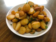 小葱农家土豆-芦茨金富饭庄·25年老字号·专做稻草鸡
