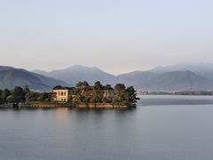 -四明湖