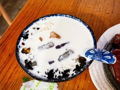 椰奶红枣桃胶雪燕-侨乡