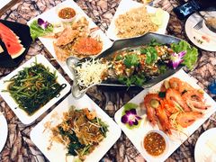 -两兄弟Song Pee Nong(2号店)