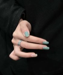 -屿晴·科技美肤SPA美甲美睫