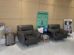 -瑞尔齿科(上海长风大悦城店)