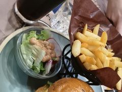 牛肉培根汉堡-遇见西木美式餐厅(体育路店)