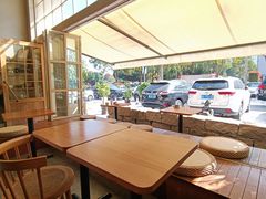 -More than cafe·置外咖啡