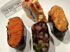 寿司-圣琼美食百汇自助餐(白云万达店)