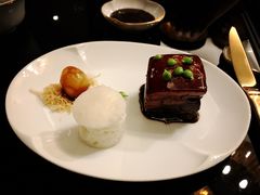 嘉府溏心鸽蛋红烧肉-上海苏宁宝丽嘉酒店·嘉府壹号中餐厅
