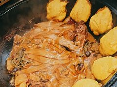 -锅老头海鲜铁锅炖