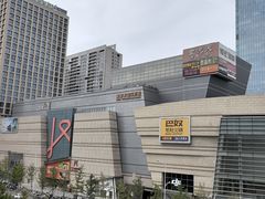 -王府井百货熙地港店