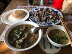 -东兴顺爆肚张