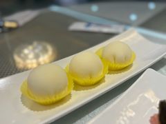 鲜果雪媚娘-新加坡瑞珍•海河观景餐厅