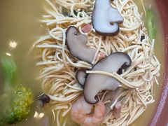 -侬佳蒸菜馆(听潮店)