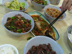 -红色湘菜馆(春风店)