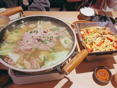 -川堂风·跷脚牛肉·乐山爆炒(宝山日月光店)