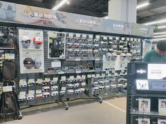 -迪卡侬(顺峰山店)