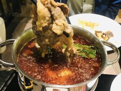 海鲜和牛火锅-大中华希尔顿酒店-念自助餐·嗨啤·小龙虾