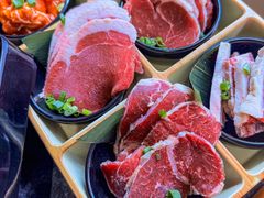 -匠牛亭·锅物烧肉放题自助(昆百大·泰业城店)