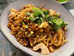 牛肉饵丝-浩海火燒雲傣家菜(静安芮欧店)