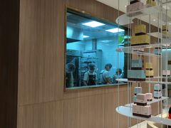 -奈雪的茶(湖滨银泰in77C区PRO店)