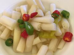 -红栌温泉山庄生态美食餐厅