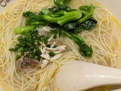 -小杨生煎(浦江欢乐颂店)