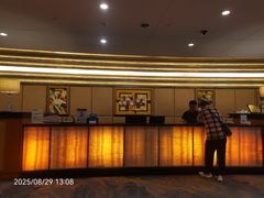 -武汉五月花大酒店(武昌火车站中南路地铁站店)