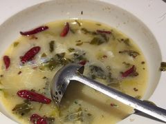 -鱼亨小鲜酸菜鱼(大信店)