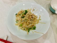 -梅龙镇酒家(南京西路总店)