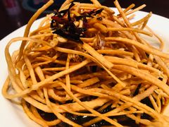 撒子皮蛋拌豆腐-霄汉牛三鲜湖北砂锅菜(万松园2店)