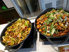 -鑫海汇海鲜烤肉火锅自助(七彩城店)