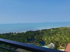 -三亚湾海居铂尔曼度假酒店