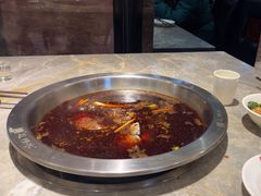 -忘情水鱼头·鲜鱼火锅(滨江中路店)
