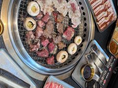 -何发发和牛烧肉·鳗鱼榴莲放题自助(乐峰广场店)