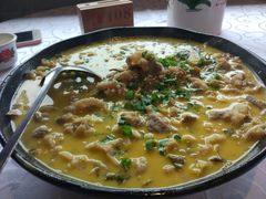 酸汤肥牛-香山家宴